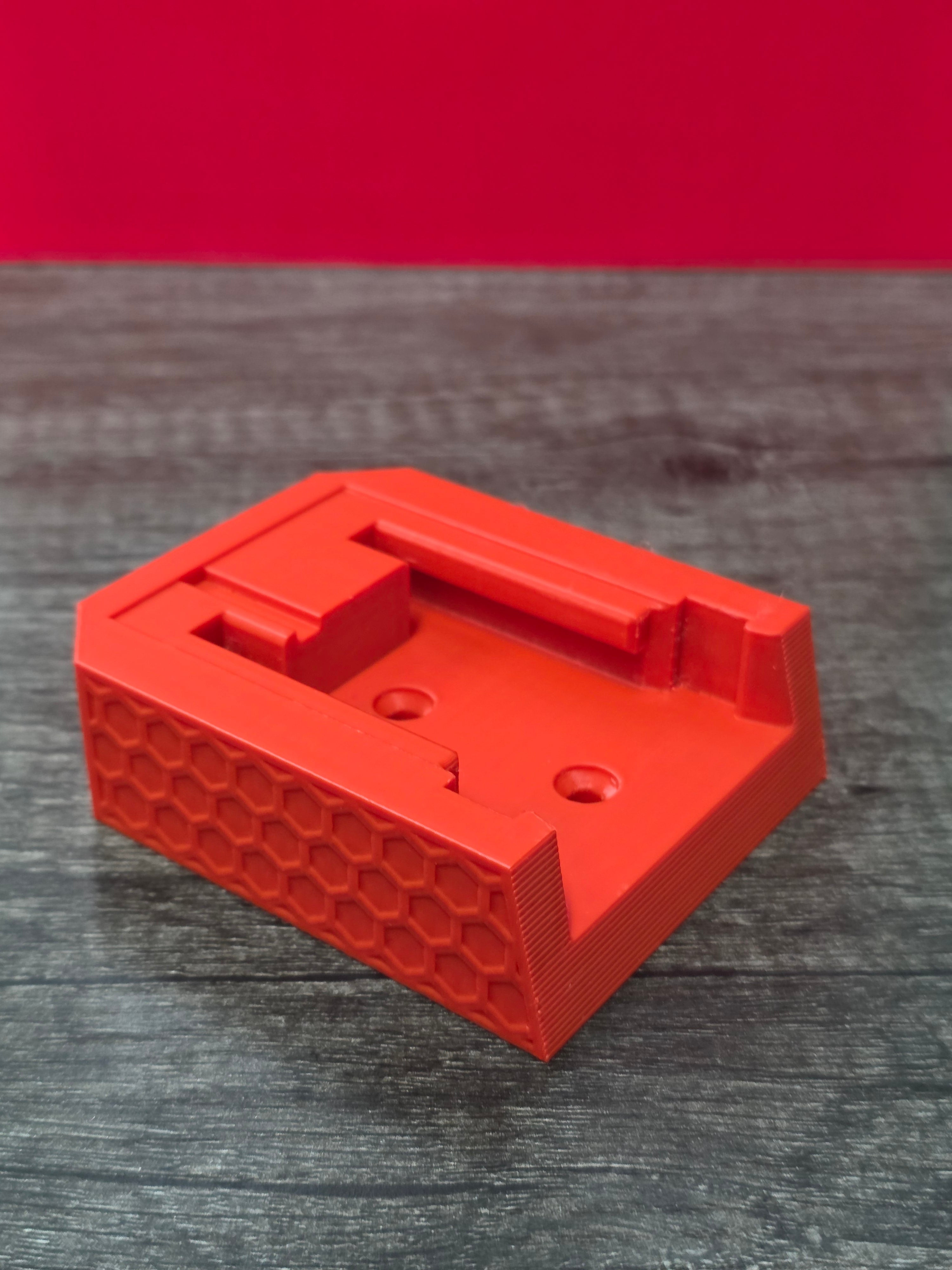 Milwaukee 18v Battery and Tool holder