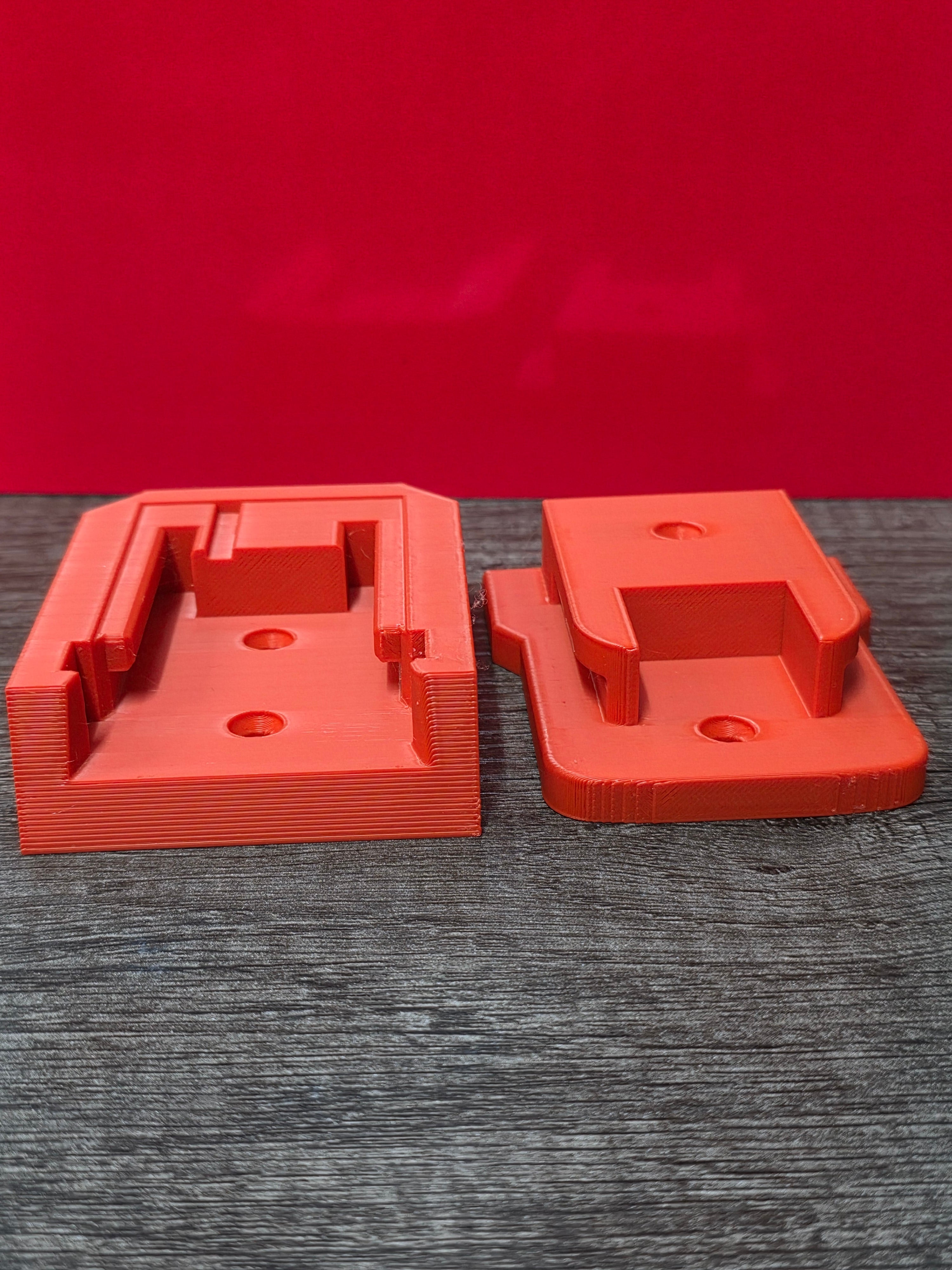 Milwaukee 18v Battery and Tool holder